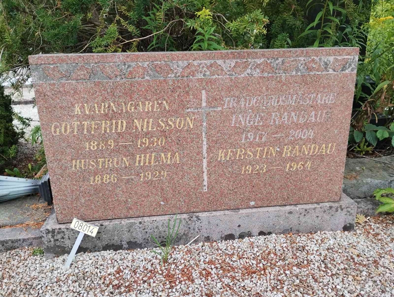 Grave number: NÅ 08    72, 73, 74