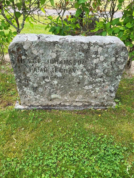 Grave number: Jä 04    51