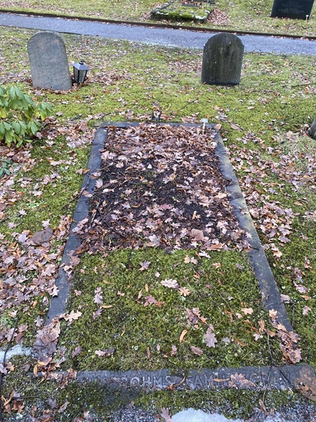 Grave number: 1 B    54