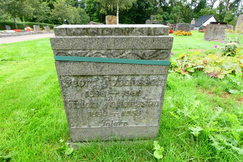 Grave number: TÖ 4   266
