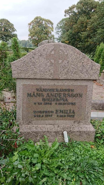 Grave number: AK 01    31