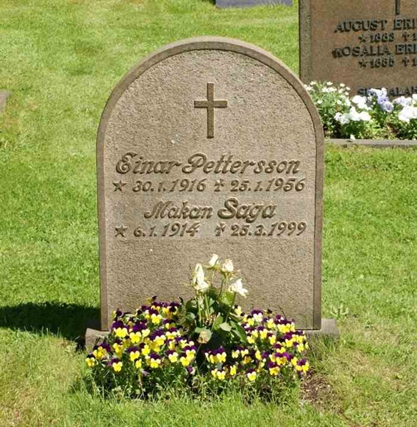 Grave number: SN B   152