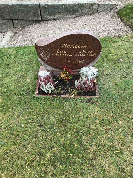 Grave number: B 01   259, 260