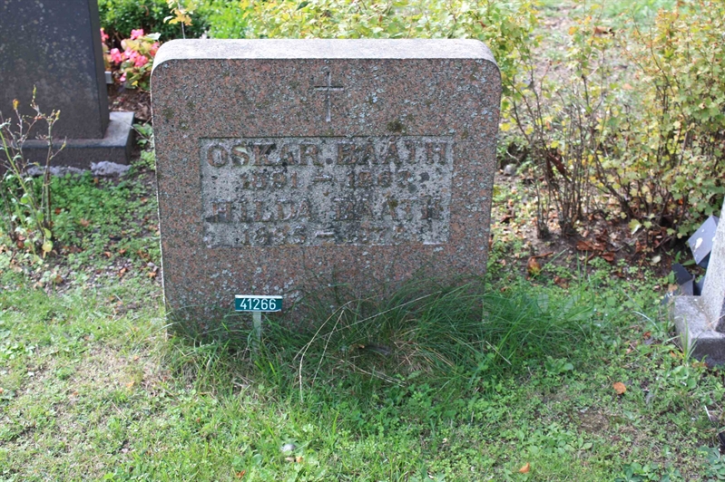 Grave number: Ö U05    53