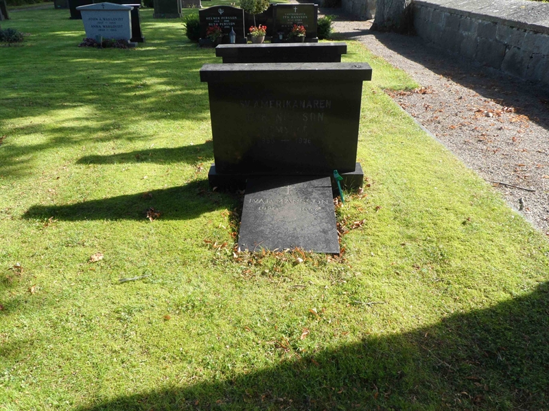 Grave number: SK F    73, 74
