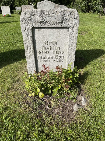 Grave number: 2 01    26