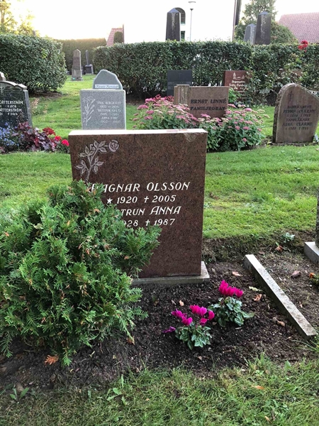 Grave number: RK 44    56