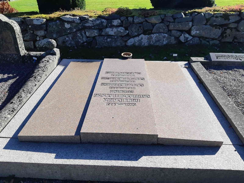 Grave number: Fr 7   896-897