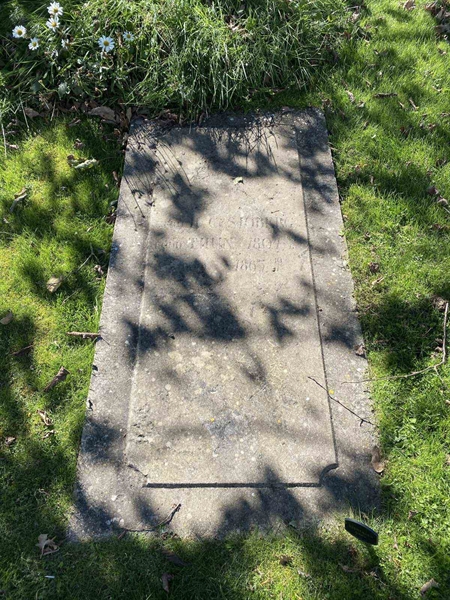 Grave number: SKÄ D     6