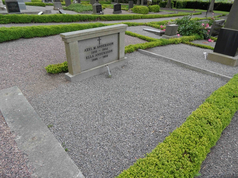 Grave number: KK C    48
