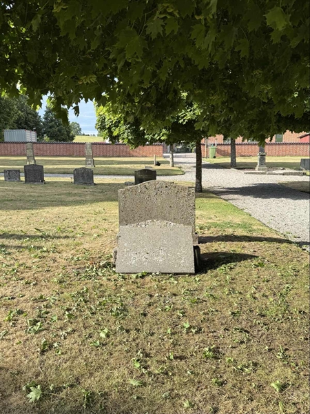 Grave number: BR E    30