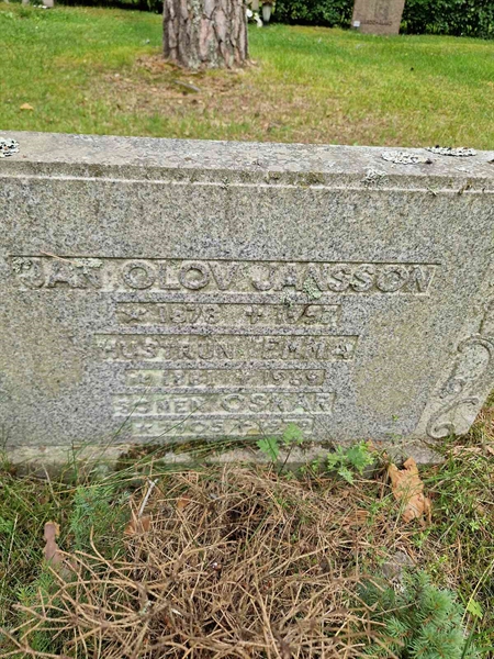 Grave number: 1 KV.3   121-122