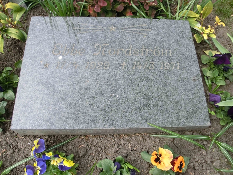 Grave number: SÅ URN:036