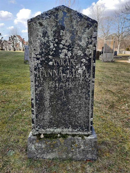 Grave number: OG M    67-68