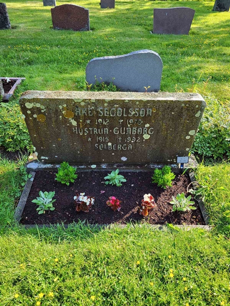 Grave number: kö 01 08   164-165