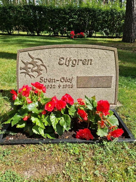 Grave number: 1 KV.4    75-76