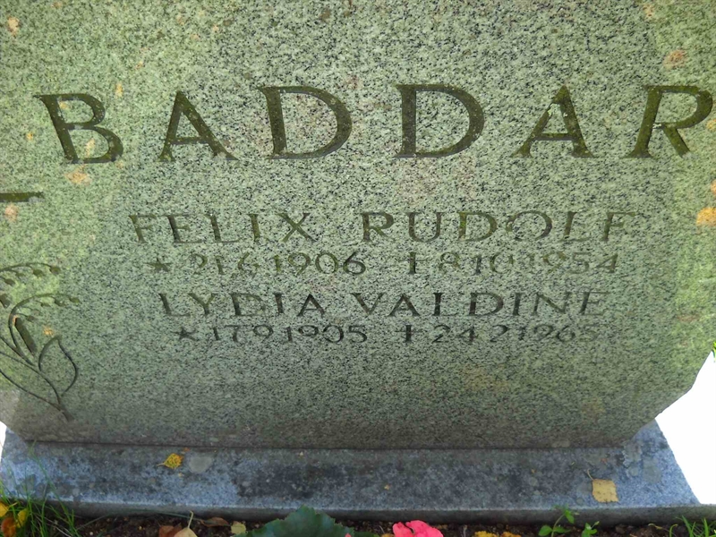 Grave number: 3 MB 17 27-28