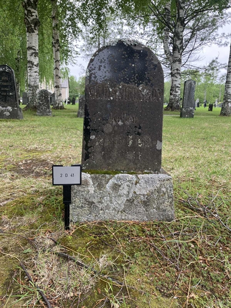 Grave number: 2 D    41