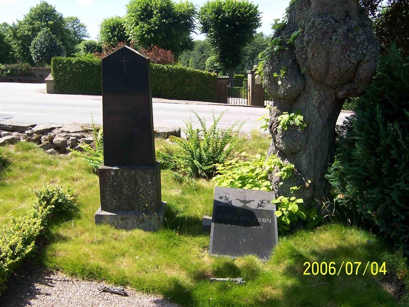 Grave number: 1 1 F    27