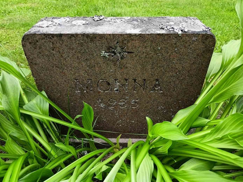 Grave number: 1 Ö 15   141V