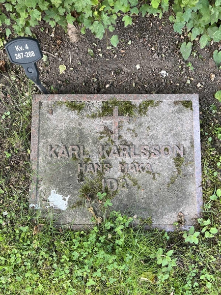 Grave number: 33 4   267-268