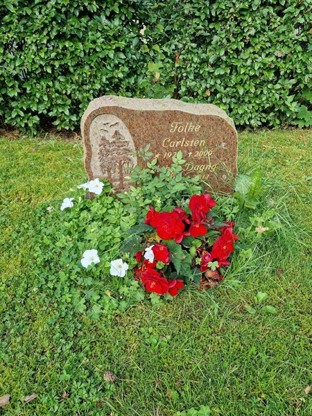Grave number: 1 KV16    67