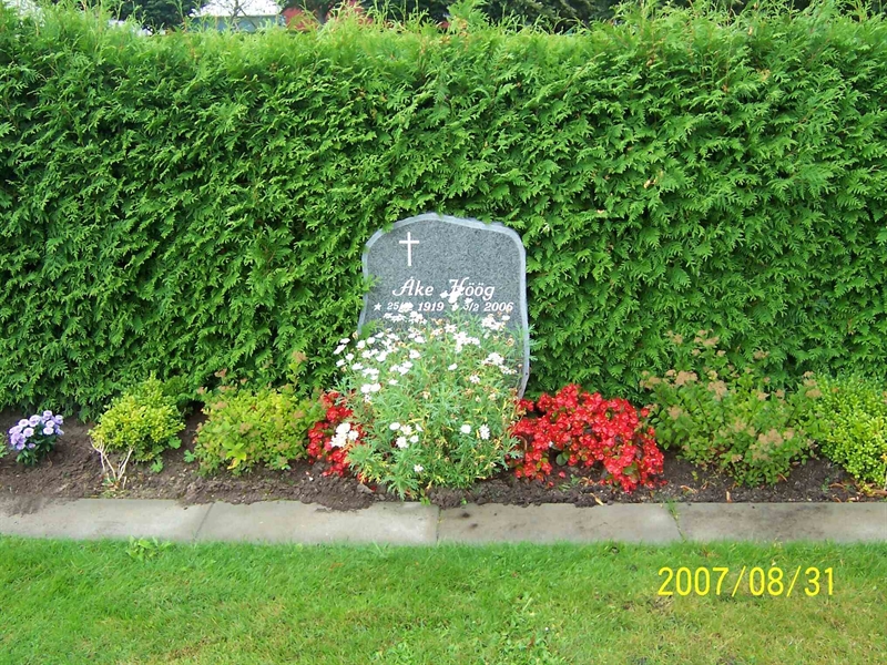 Grave number: 1 4 1C    19, 20