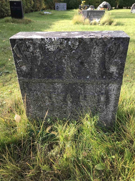 Grave number: ÅR B   118