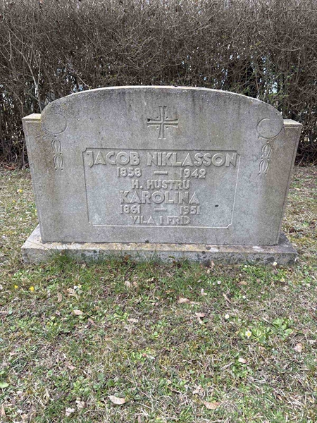 Gravnummer: LO    66, 67