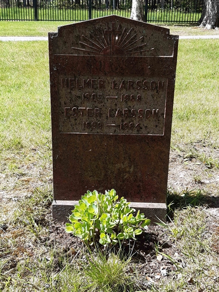 Grave number: KA 13     6