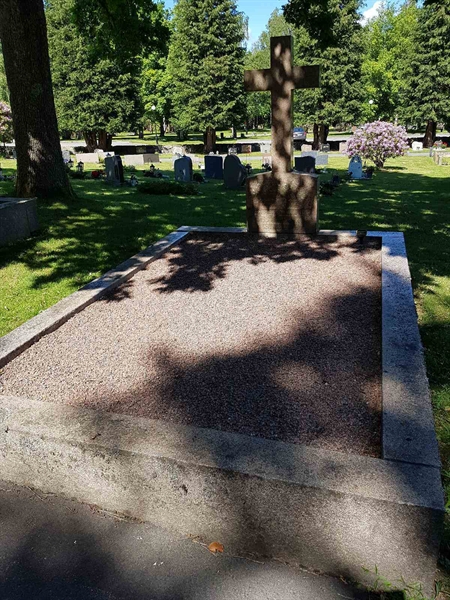 Grave number: 01  1841