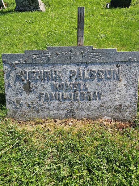 Grave number: 501 22 4512-4514