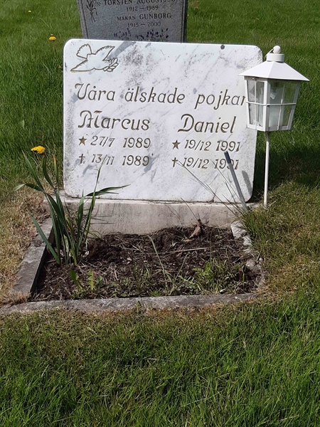 Grave number: KA 11   133