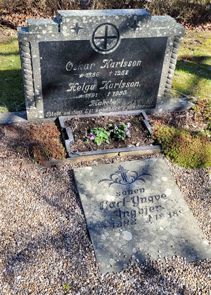 Grave number: JÄ 3   85