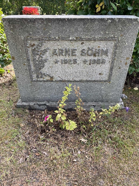 Grave number: 1 P2    69