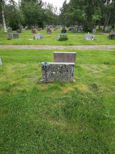 Grave number: NK 08    13