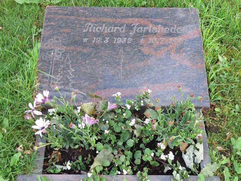 Grave number: 01 Y    49