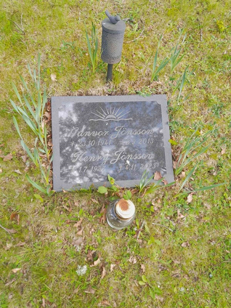 Grave number: 20 R 11
