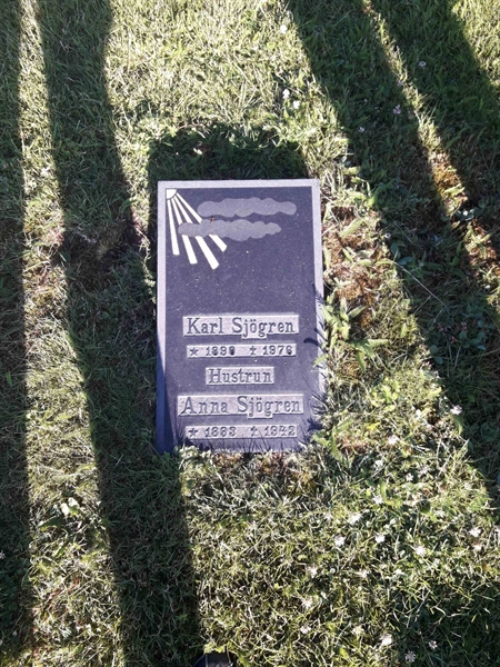 Grave number: EL 4   676