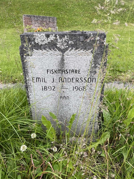 Grave number: DU Ö   111