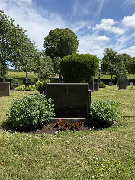 Grave number: FÅ A 130, 131