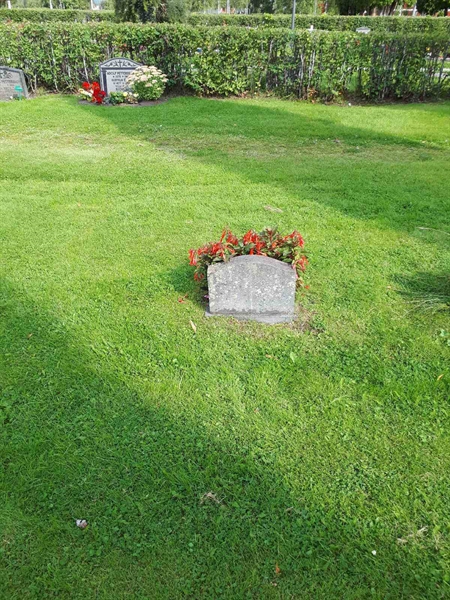 Gravnummer: NK A A   324