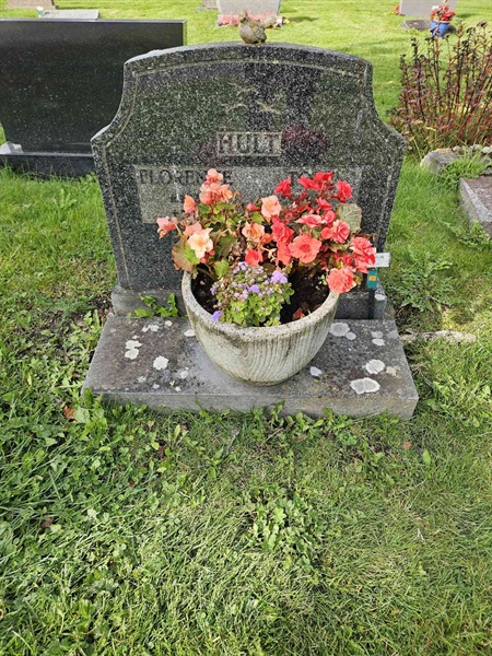 Grave number: Fr 8   542-543