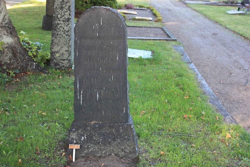 Grave number: Ö 05y    19, 20