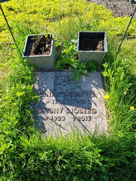 Grave number: 1 02 340