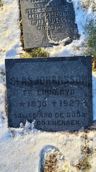 Grave number: M G 05 76
