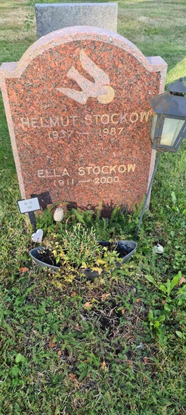 Grave number: M 14  110
