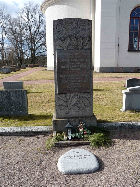 Grave number: SV 6   41