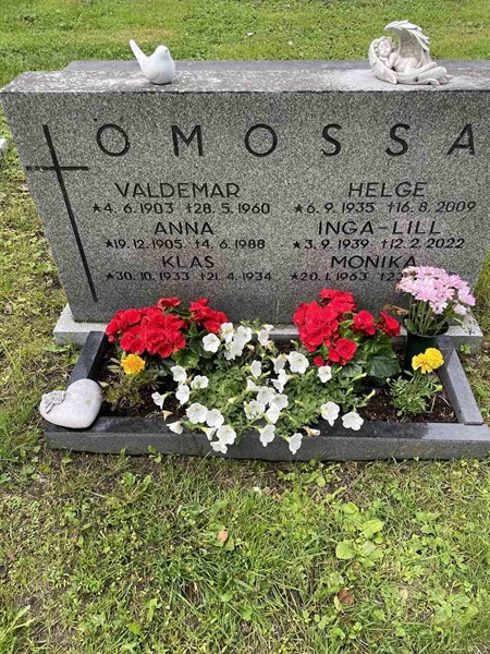 Gravnummer: N 4 3   327