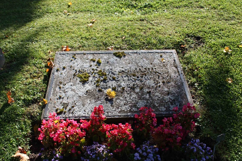 Grave number: 1 K C  117